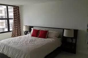 2500 Parkview Dr, Hallandale Beach, FL 33009 - Photo 11