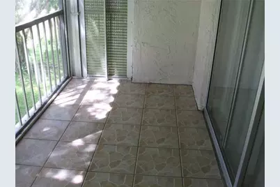 8940 S Hollybrook Bl #306, Pembroke Pines, FL 33025 - Photo 5