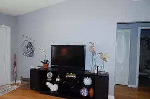 8071 SE Villa Cir, Hobe Sound, FL 33455 - Photo 7