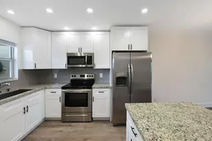 1400 NE 57th Ct, Fort Lauderdale, FL 33334 - Photo 13