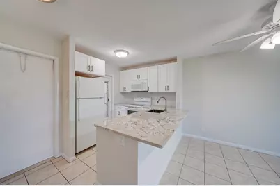 550 SE 2nd Avenue #G27, Deerfield Beach, FL 33441 - Photo 5