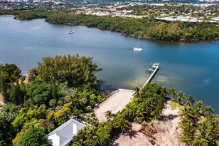 900 Lago Mar Ln, Boca Raton, FL 33431 - Photo 7