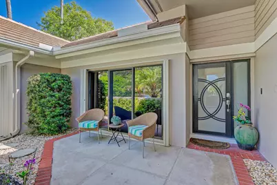 156 Coventry Place, Palm Beach Gardens, FL 33418 - Photo 5