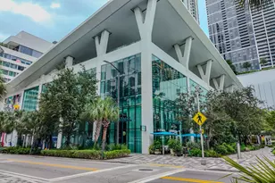 851 NE 1st Ave, Miami, FL 33132 - Photo 21