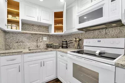 720 Orton Avenue #701, Fort Lauderdale, FL 33304 - Photo 5
