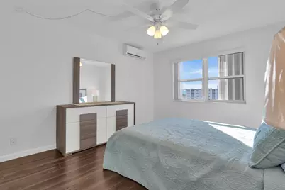 720 Orton Avenue #701, Fort Lauderdale, FL 33304 - Photo 11