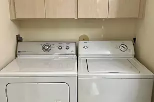 3119 Kingston Ct, West Palm Beach, FL 33409 - Photo 11