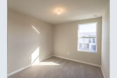 3569 San Bernardino Way, Palm Springs, FL 33461 - Photo 13