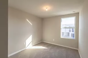 3569 San Bernardino Wy, Palm Springs, FL 33461 - Photo 13