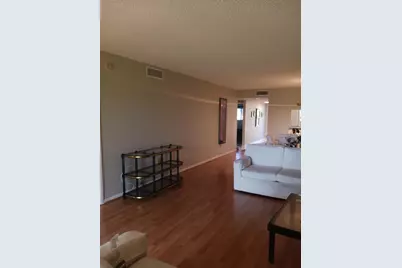 4734 Lucerne Lakes Boulevard #212, Lake Worth, FL 33467 - Photo 3