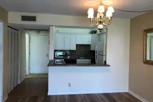 9355 SW 8th St, Boca Raton, FL 33428 - Photo 5