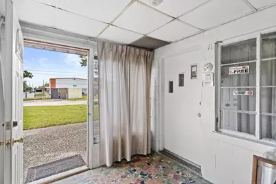 210 Kent Avenue, Orlando, FL 32805 - Photo 13