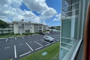 350 Horizons E, Boynton Beach, FL 33435 - Photo 15