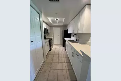 4171 N Haverhill Road W #1011, West Palm Beach, FL 33417 - Photo 9