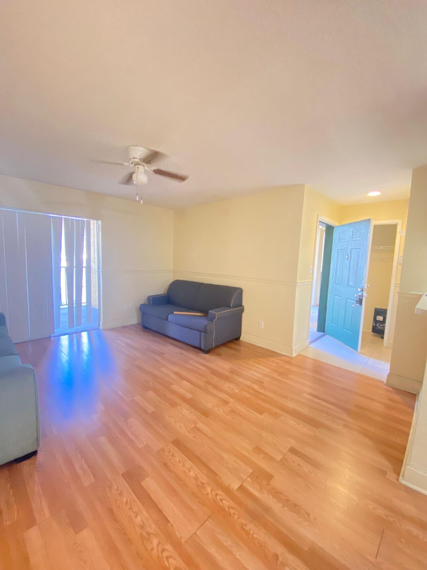 949 Riverside Dr #423 - 949 Riverside Dr #423, Coral Springs, FL 33071 Luxury Property | Jose Angel Pina