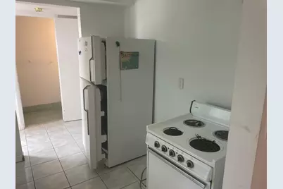 20 Golfs Edge #E, West Palm Beach, FL 33417 - Photo 7