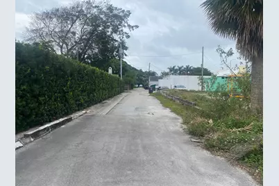 3500 S Dixie Highway, West Palm Beach, FL 33405 - Photo 11