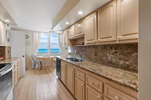 2751 S Ocean Dr, Hollywood, FL 33019 - Photo 9