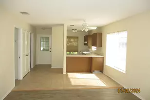 1720 SE Linpark Ct, Port Saint Lucie, FL 34952 - Photo 9