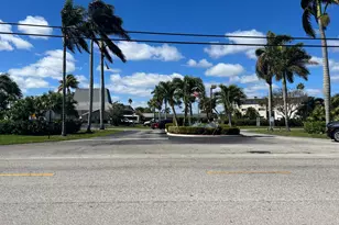 2682 S Garden Dr, Lake Worth, FL 33461 - Photo 1