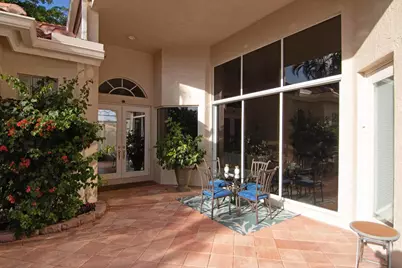 10726 Greenbriar Villa Drive, Lake Worth, FL 33449 - Photo 9