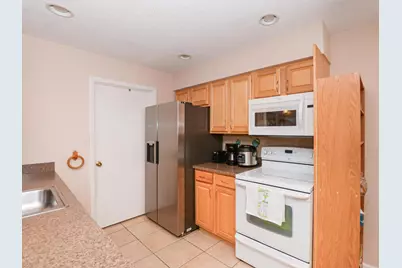 3914 NW Cinnamon Tree Circle, Jensen Beach, FL 34957 - Photo 9