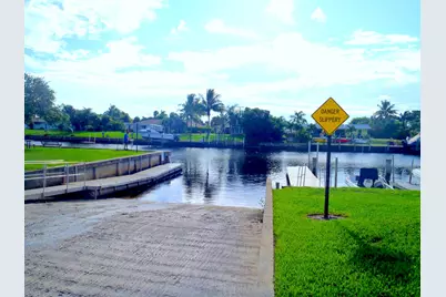 1101 Prosperity Village Drive, North Palm Beach, FL 33410 - Photo 21