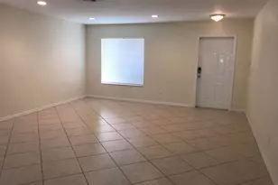 2098 SW Newport Isles Blvd, Port Saint Lucie, FL 34953 - Photo 5