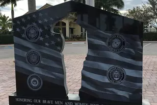 2098 SW Newport Isles Blvd, Port Saint Lucie, FL 34953 - Photo 9