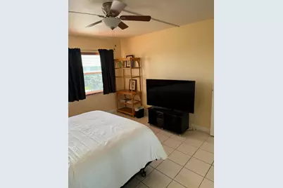 3465 Via Poinciana #806, Lake Worth, FL 33467 - Photo 15