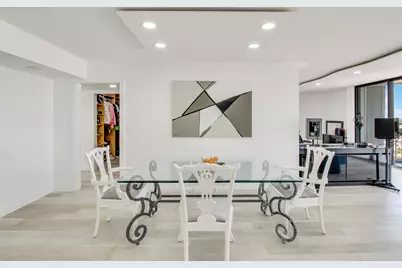 2000 Presidential Way #1401, West Palm Beach, FL 33401 - Photo 5