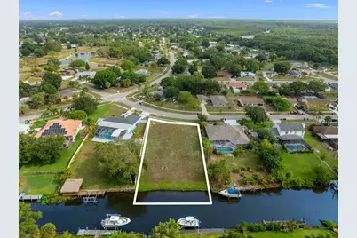 420 NE Cornwall Avenue, Port Saint Lucie, FL 34983 - Photo 1