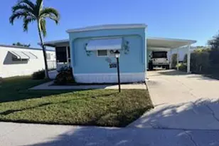 102 N Warner Dr, Jensen Beach, FL 34957 - Photo 3