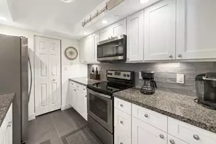 3000 N Ocean Dr, Singer Island, FL 33404 - Photo 11