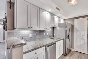 3000 N Ocean Dr, Singer Island, FL 33404 - Photo 7