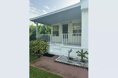 8051 SE Homestead Avenue, Hobe Sound, FL 33455 - Photo 3