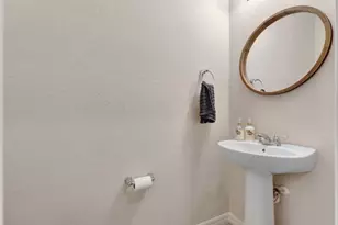 3247 Watercress Dr, Fort Lauderdale, FL 33311 - Photo 9