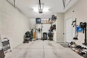 3247 Watercress Dr, Fort Lauderdale, FL 33311 - Photo 41