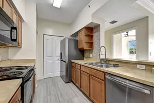 9873 Baywinds Dr, West Palm Beach, FL 33411 - Photo 19