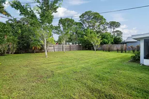 1167 SE Proctor Ln, Port Saint Lucie, FL 34983 - Photo 7