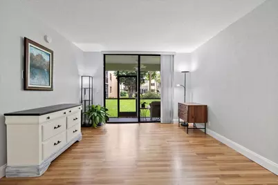 4760 Lucerne Lakes Boulevard W #105, Lake Worth, FL 33467 - Photo 11