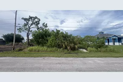 2607 SW Fair Isle Road, Port Saint Lucie, FL 34987 - Photo 1