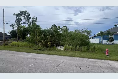 2607 SW Fair Isle Road, Port Saint Lucie, FL 34987 - Photo 3