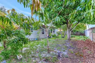 8001 NW 3rd Pl, Margate, FL 33063 - Photo 19