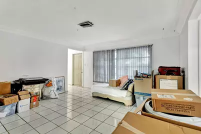8001 NW 3rd Place, Margate, FL 33063 - Photo 5