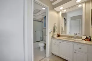 3015 N Ocean Blvd, Fort Lauderdale, FL 33308 - Photo 15