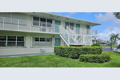 880 W Horizons #111, Boynton Beach, FL 33435 - Photo 3