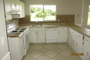 2931 SW Birtle Ct, Port Saint Lucie, FL 34953 - Photo 11