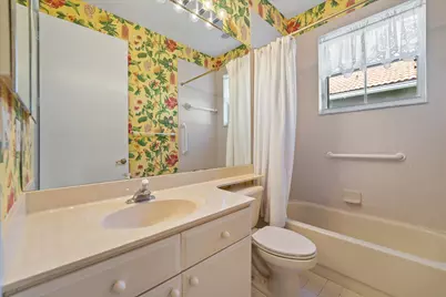 10860 Fairmont Village Drive, Lake Worth, FL 33449 - Photo 29