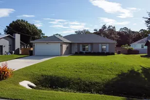 6106 Bamboo Dr, Fort Pierce, FL 34982 - Photo 5